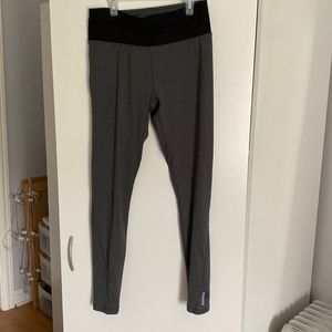 reebok athletic legging (perfect condition)